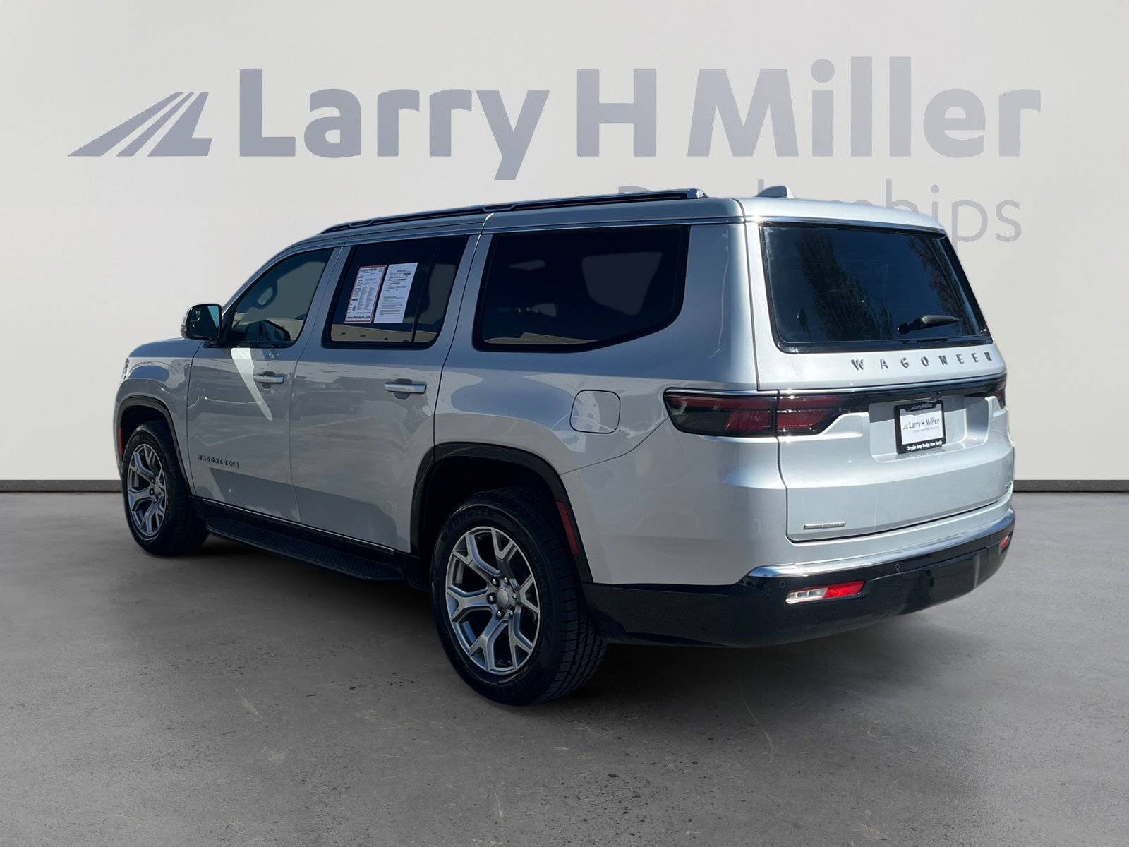 Used 2022 Jeep Wagoneer Series II image 3