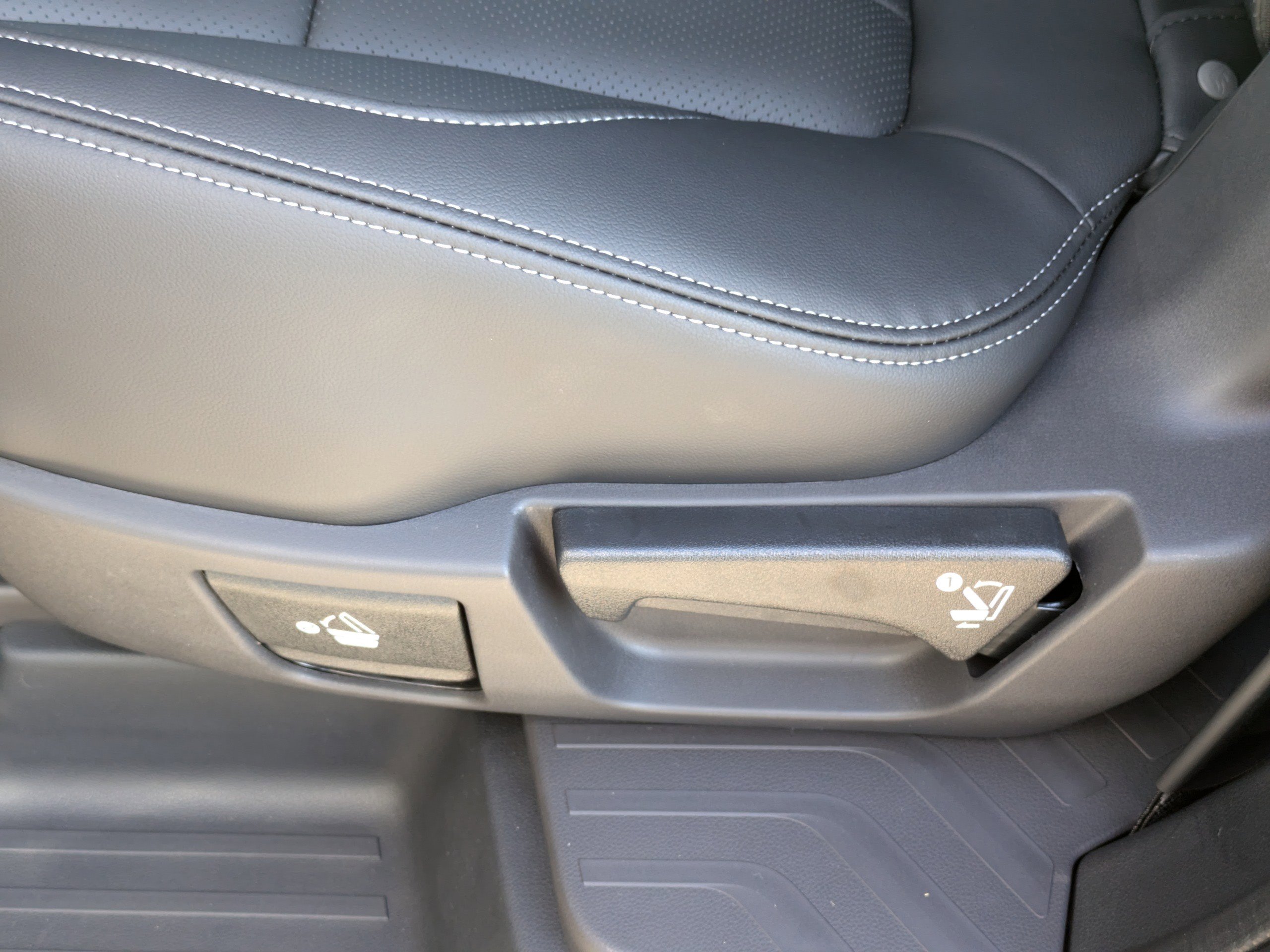 New 2025 Subaru Ascent Touring image 16