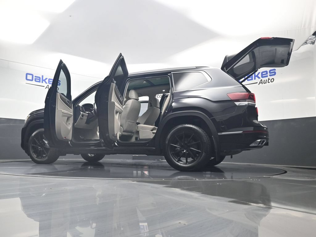Used 2024 Volkswagen Atlas SEL Premium R-Line AWD/4WD image 64