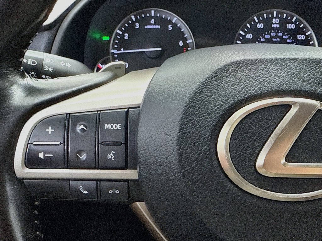 Used 2020 Lexus RX 350L FWD w/ Premium Package image 11