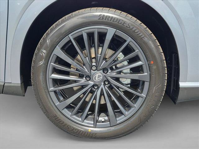 New 2026 Lexus RX 450h AWD image 9