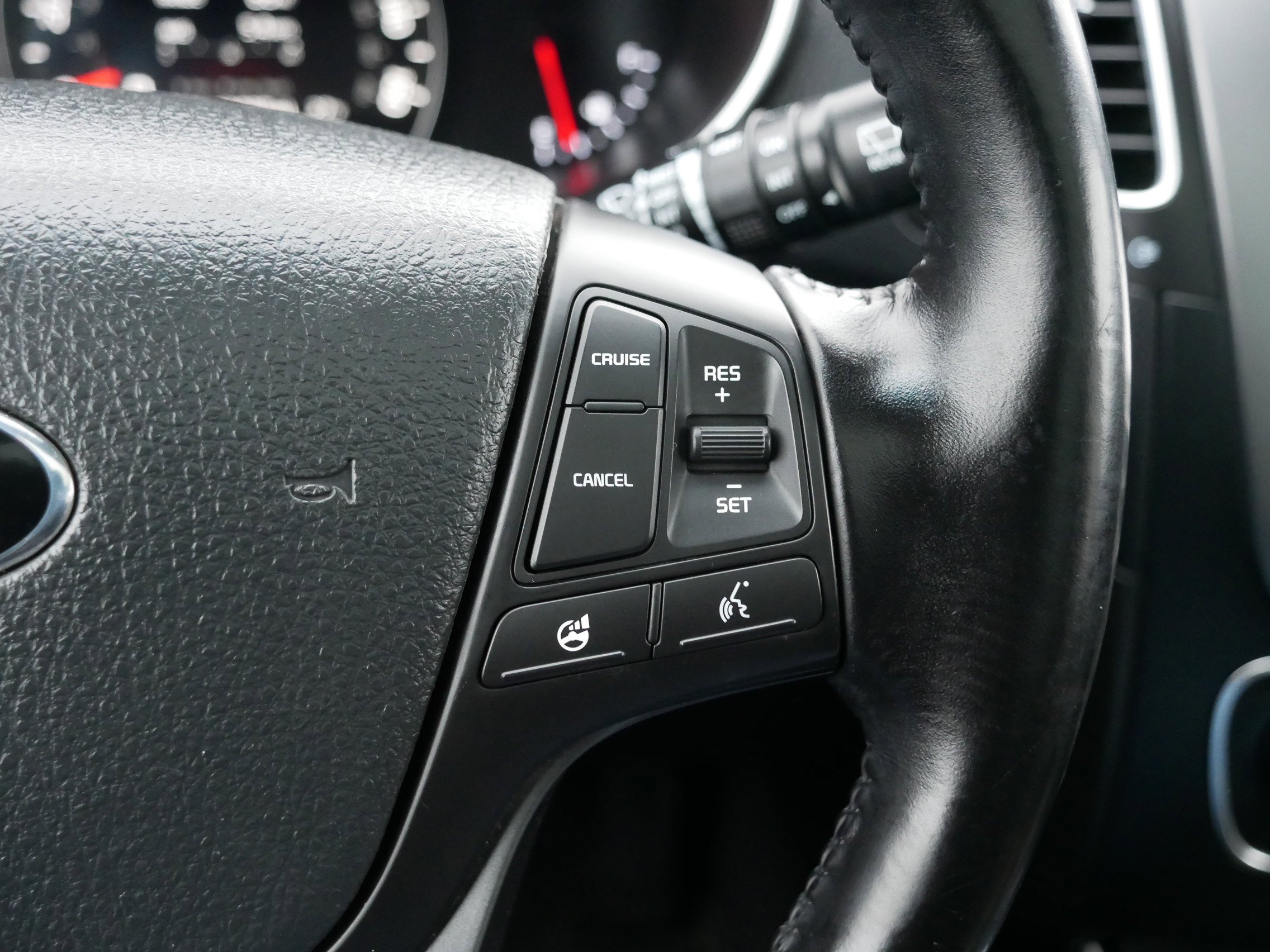 Used 2014 Kia Sorento SX w/ 3rd Row Package image 30