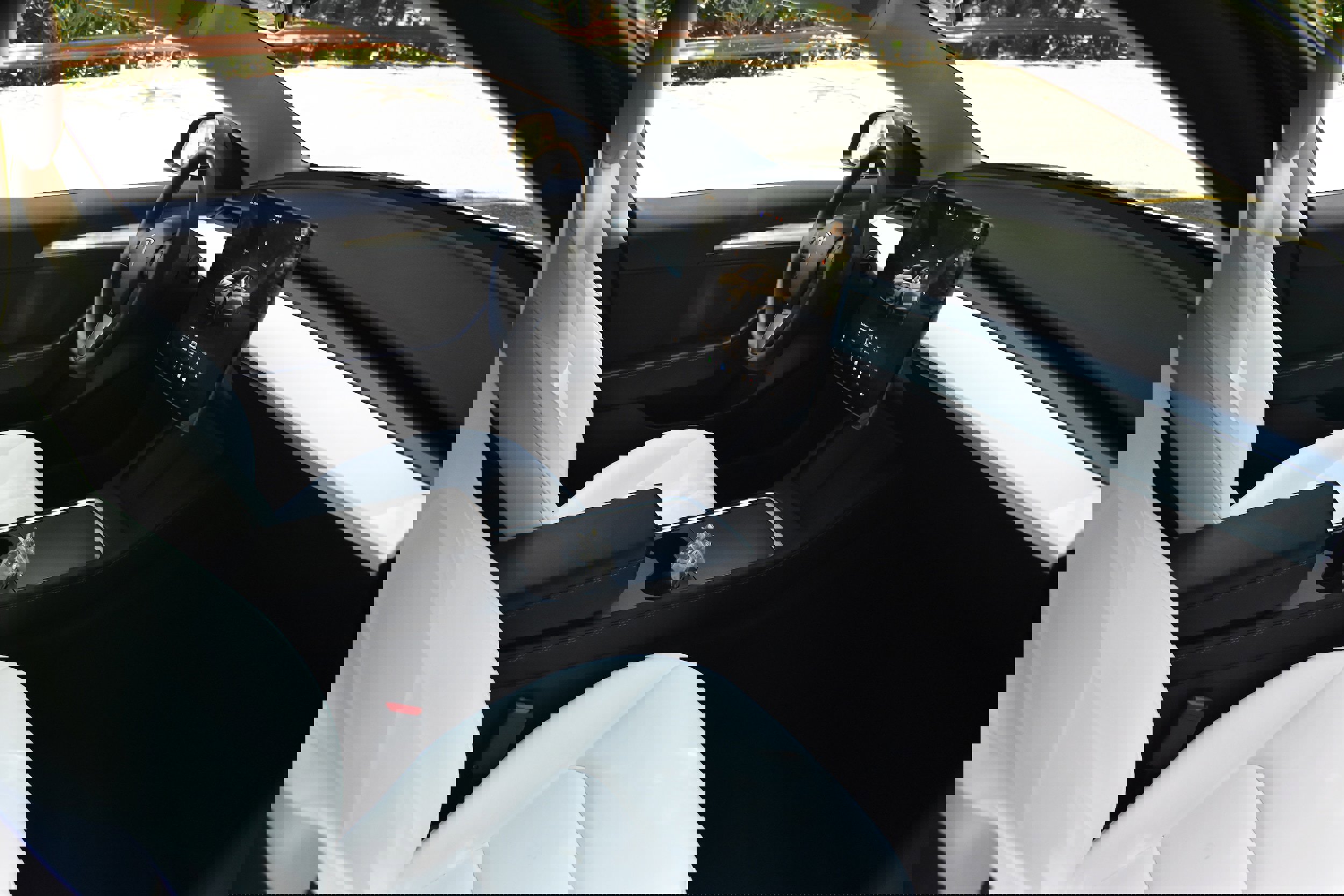 Used 2022 Tesla Model 3 Standard Range image 26