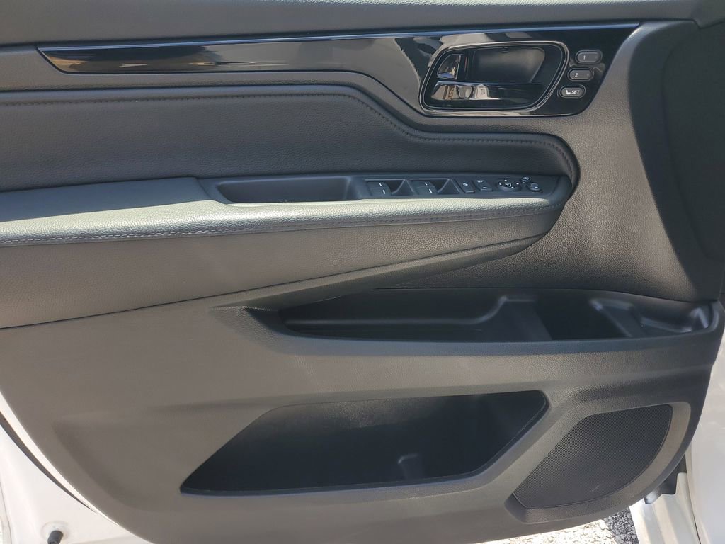 Used 2024 Honda Odyssey Elite image 19
