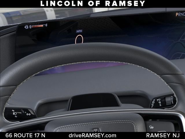 New 2026 Lincoln Navigator Premiere AWD/4WD image 14