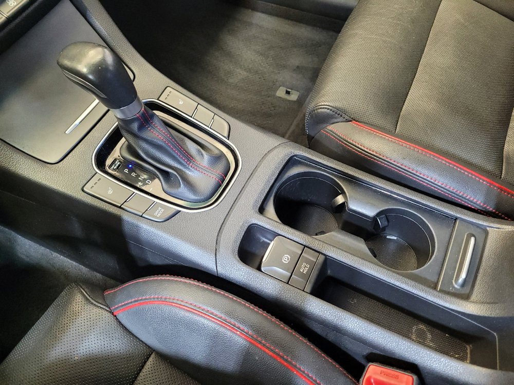 Used 2018 Hyundai Elantra GT Sport FWD image 26