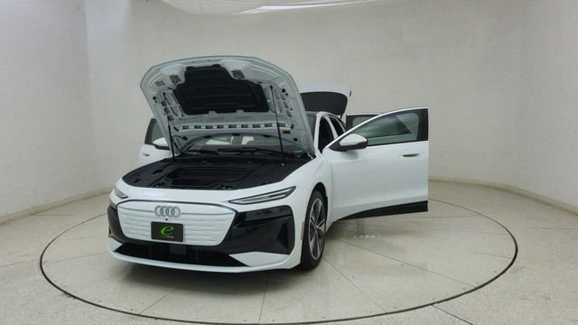 Used 2025 Audi A6 e-tron Premium w/ Convenience Package image 70
