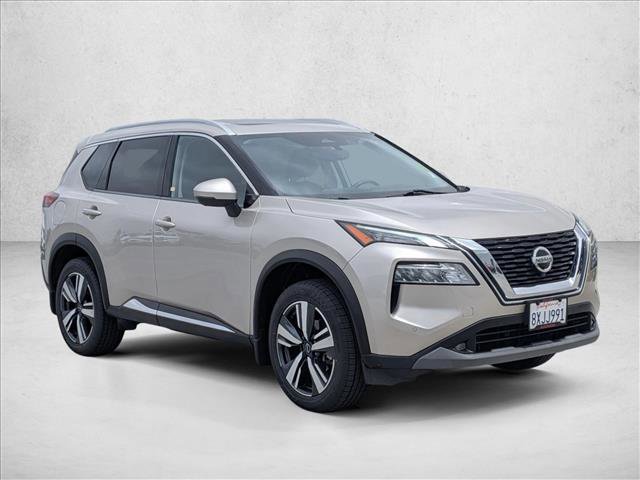 Used 2021 Nissan Rogue SL w/ Premium Package FWD image 3