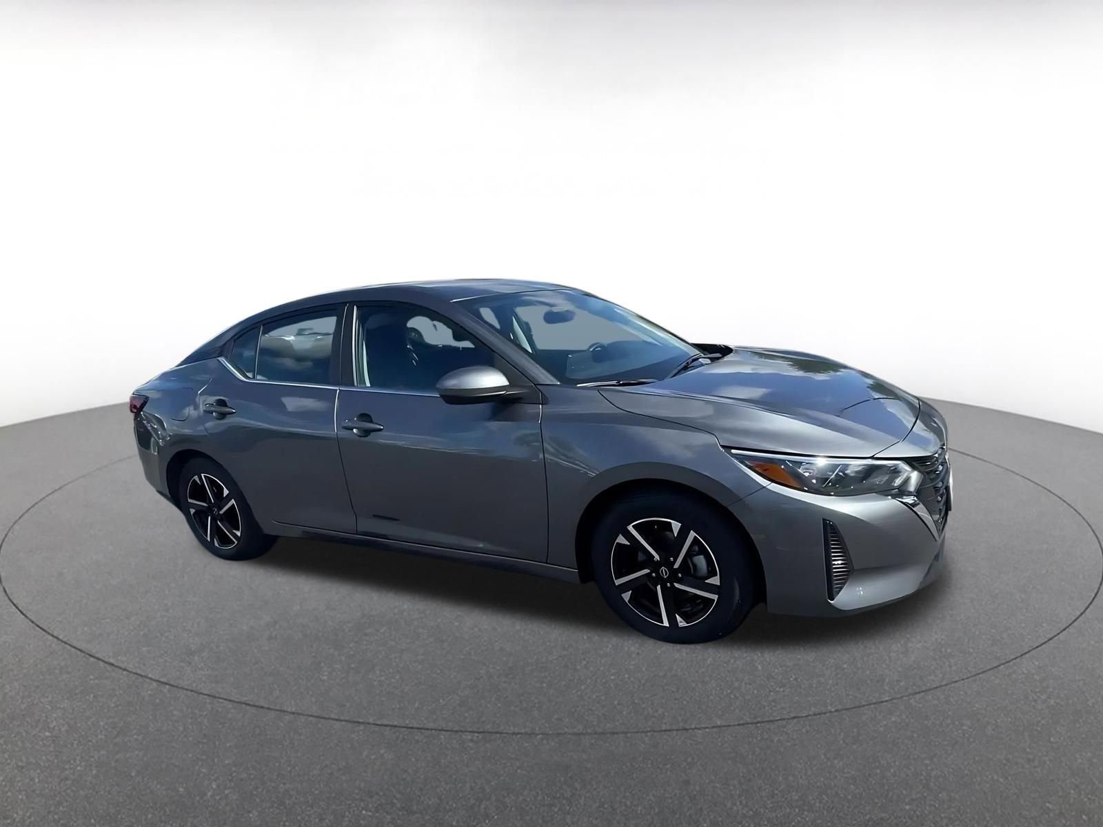Used 2025 Nissan Sentra SV FWD video 2