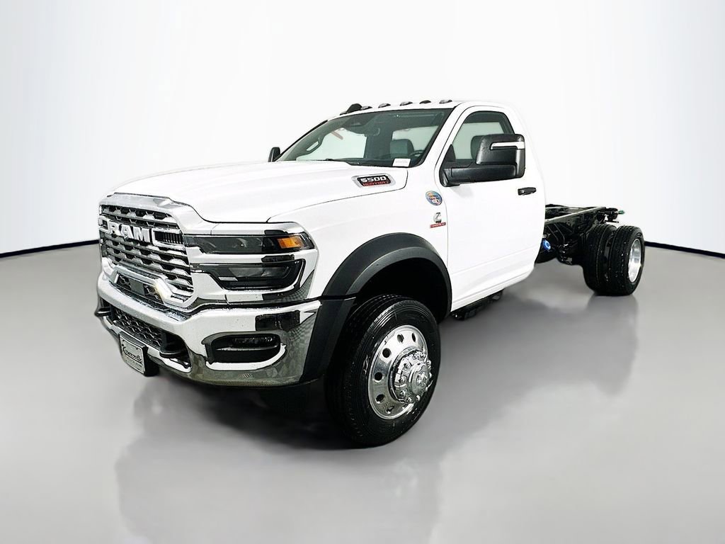 New 2026 RAM 5500 Tradesman w/ Chrome Appearance Group image 3