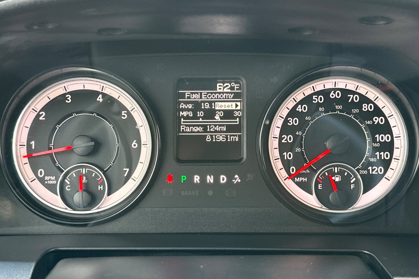 Used 2017 RAM 1500 Express image 33