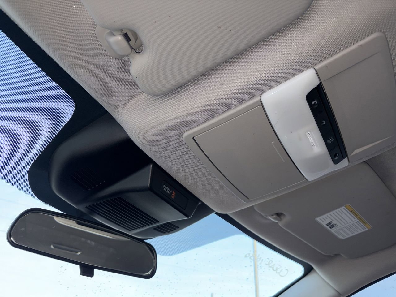 Used 2023 Nissan Rogue S image 24