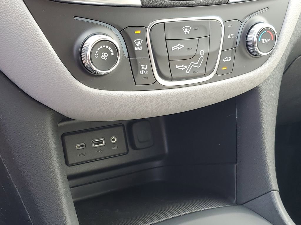 Certified 2024 Chevrolet Equinox LS w/ LS Convenience Package image 19