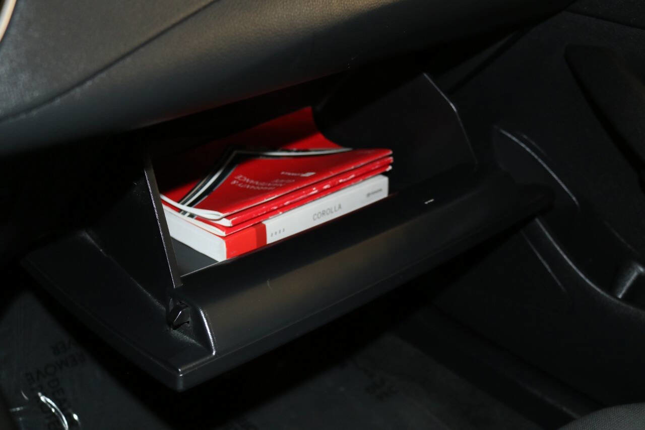 Used 2022 Toyota Corolla LE image 54