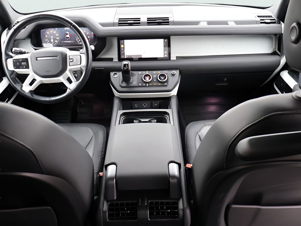 Used 2022 Land Rover Defender 110 X-Dynamic SE image 14