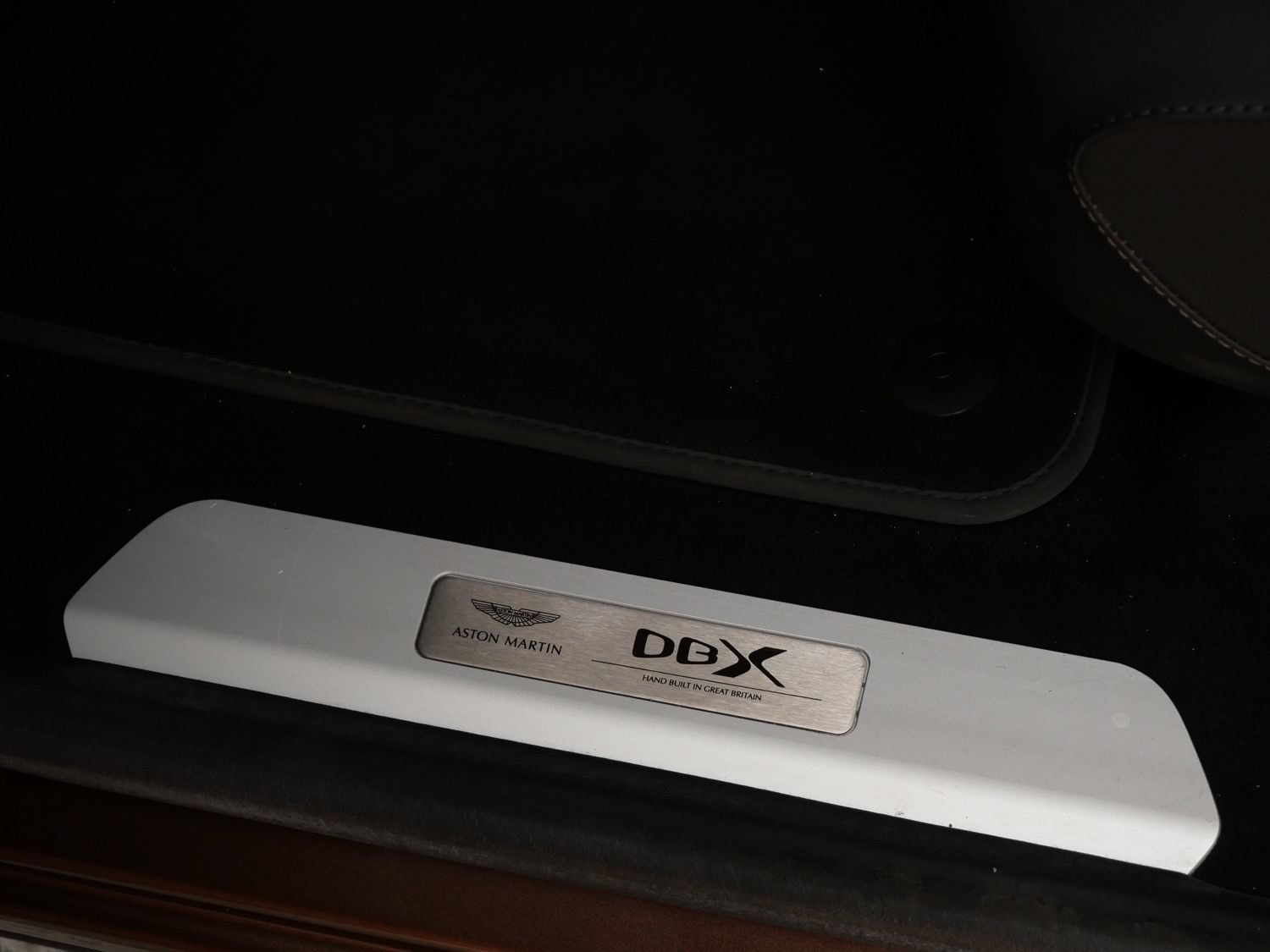 Used 2024 Aston Martin DBX AWD/4WD image 21