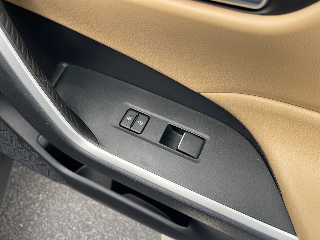 Used 2024 Toyota RAV4 XLE Premium image 19