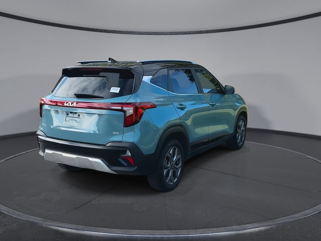 Used 2024 Kia Seltos S AWD/4WD image 8