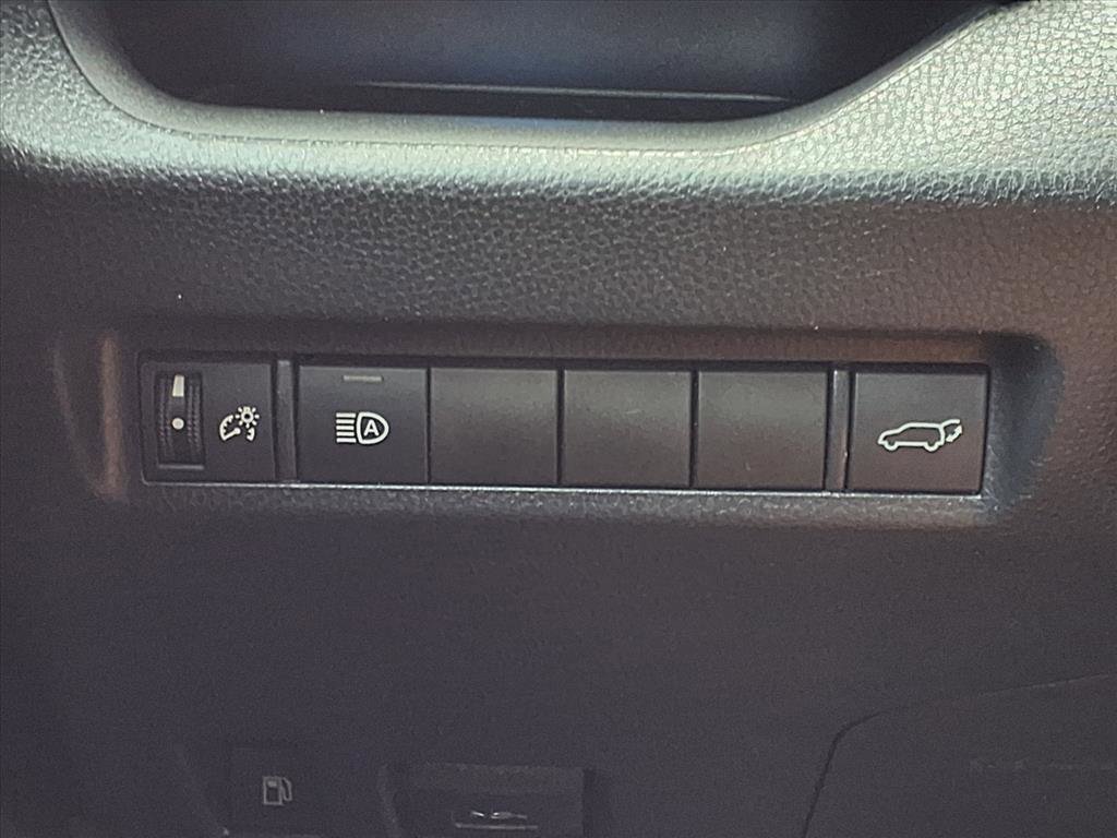 Used 2020 Toyota RAV4 XSE image 13