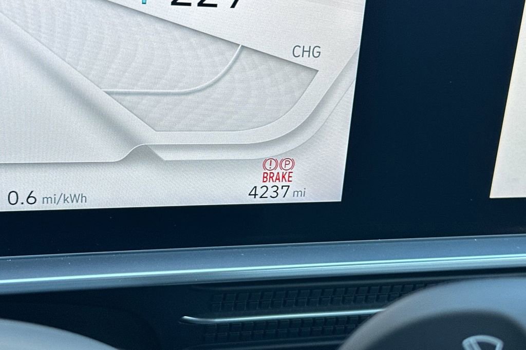 Used 2023 Hyundai Ioniq 6 SEL image 23