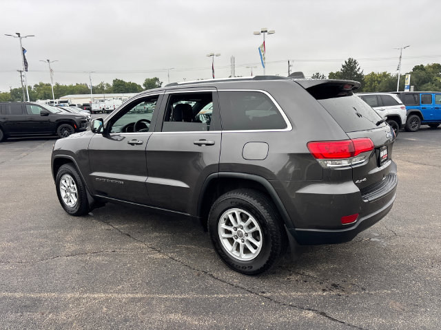 Used 2019 Jeep Grand Cherokee Laredo AWD/4WD image 5