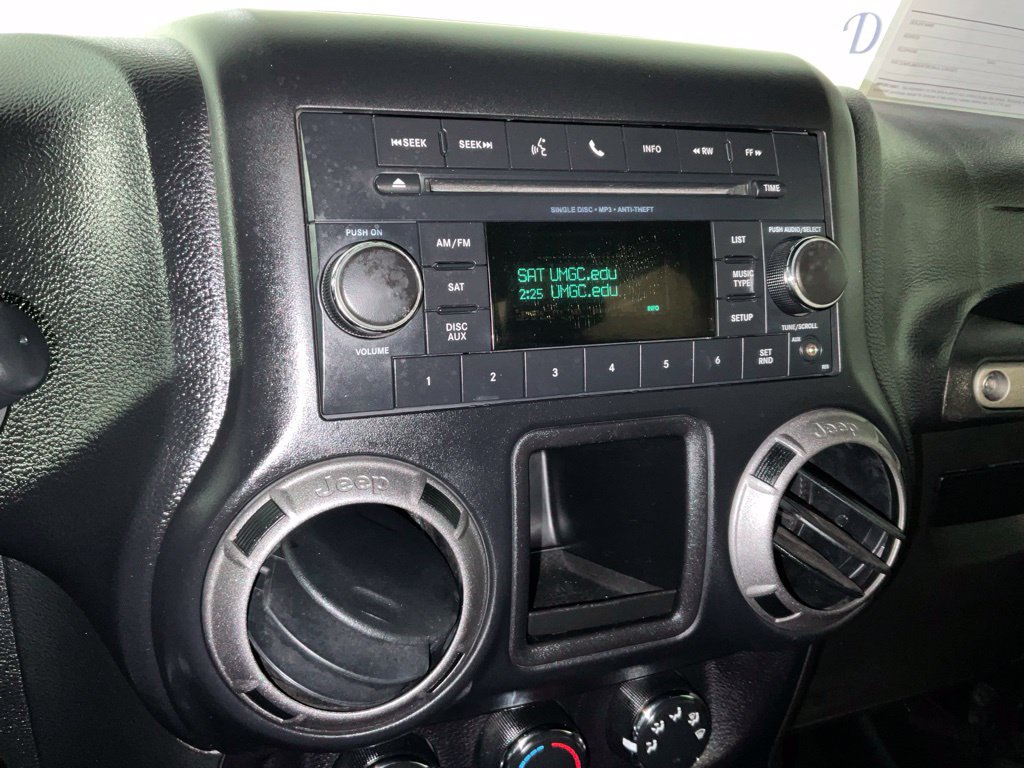Used 2016 Jeep Wrangler Sport AWD/4WD image 19