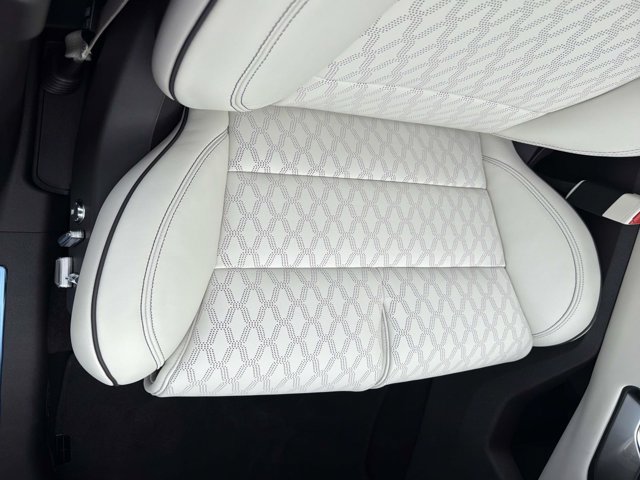 New 2026 Lincoln Nautilus Black Label AWD/4WD image 16