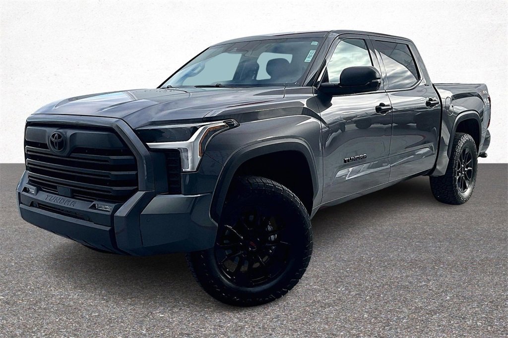 Used 2023 Toyota Tundra SR5 image 4