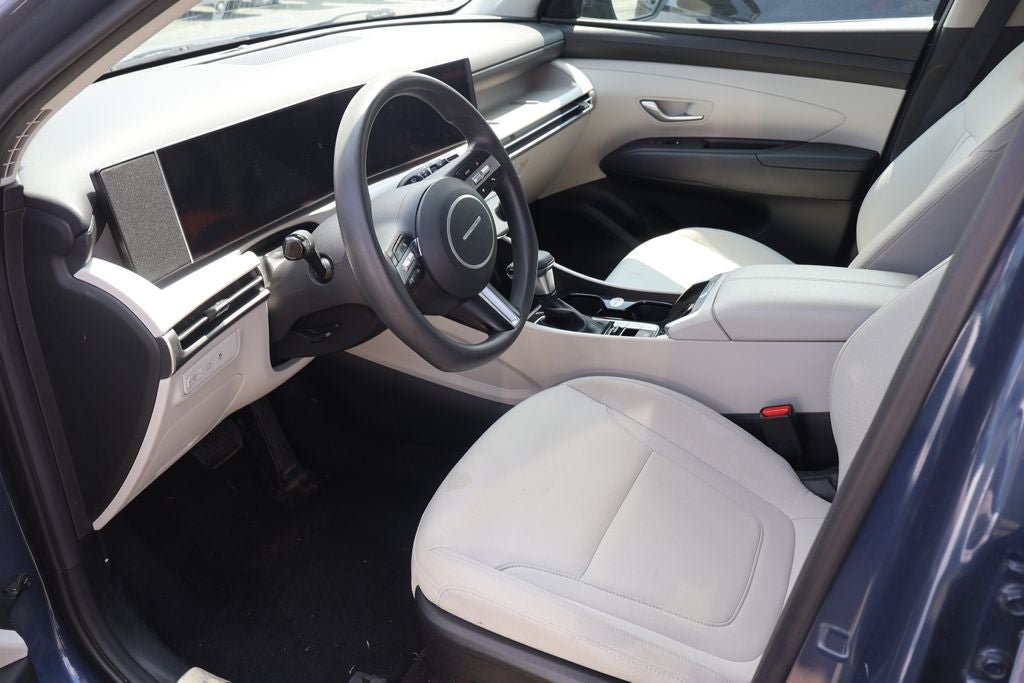 Used 2025 Hyundai Tucson SEL FWD image 5
