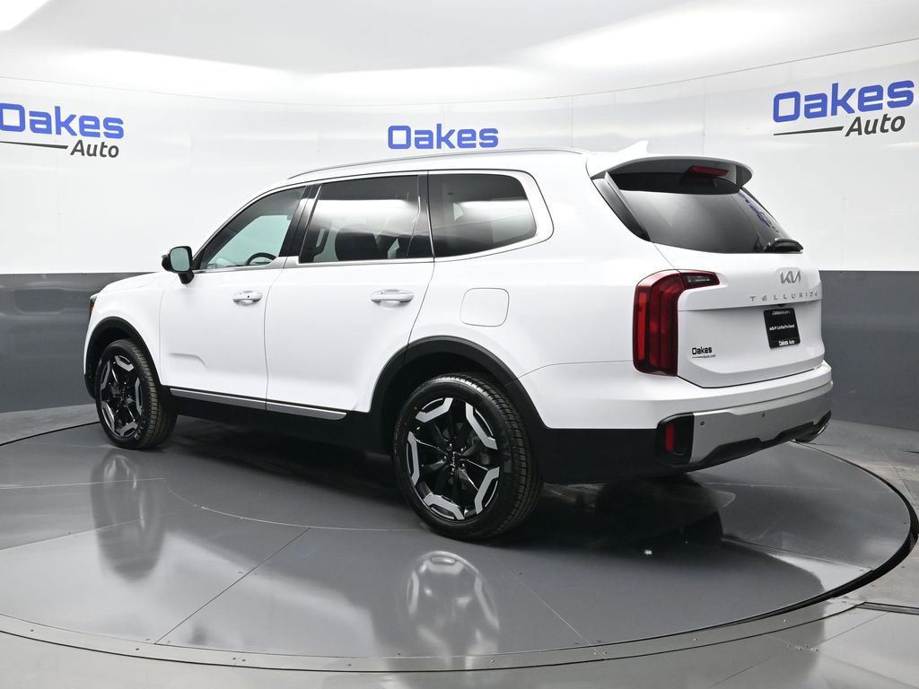 Certified 2024 Kia Telluride S w/ S Sunroof Package image 6
