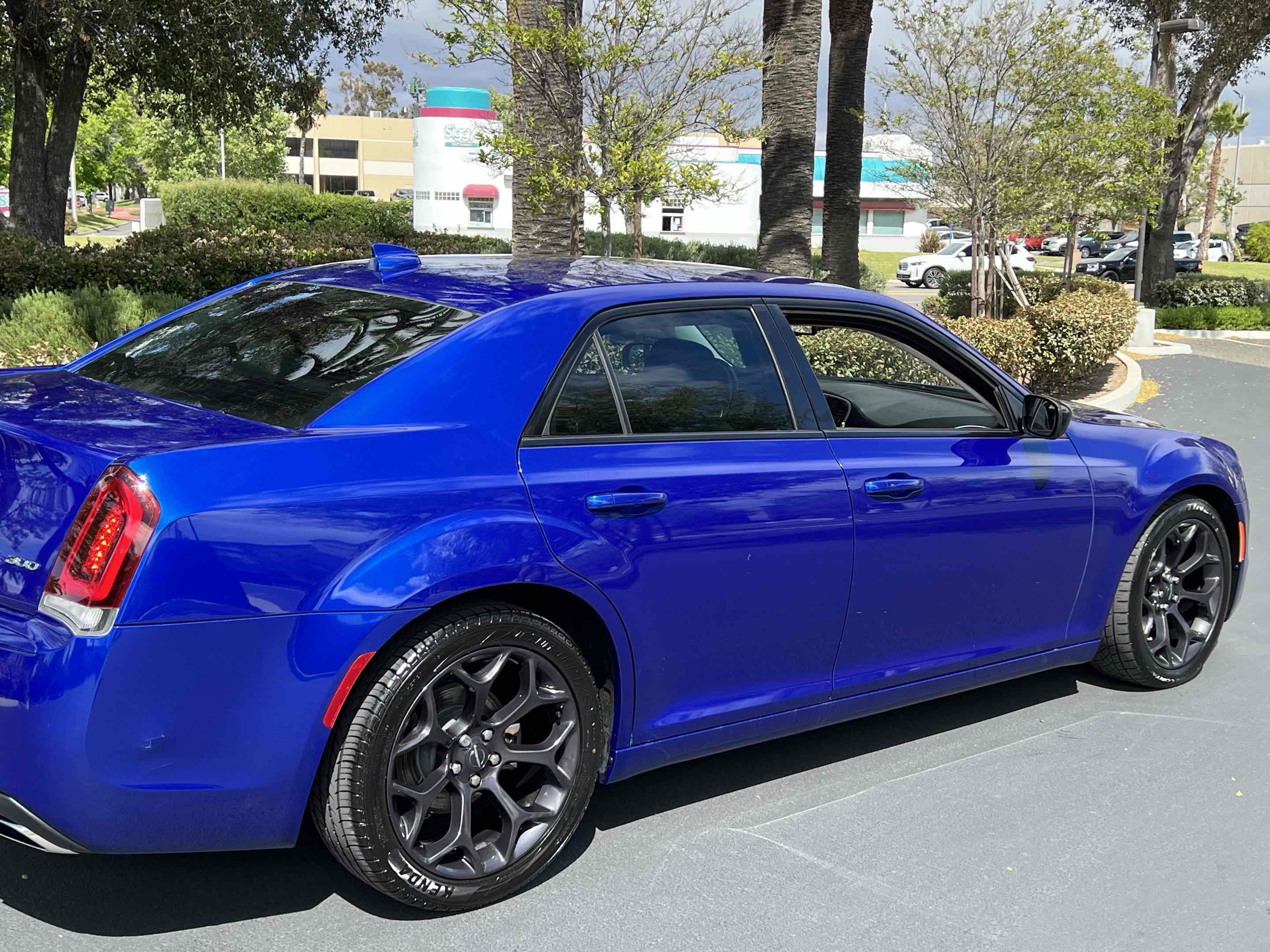 Used 2019 Chrysler 300 Touring w/ Sport Appearance Package image 45