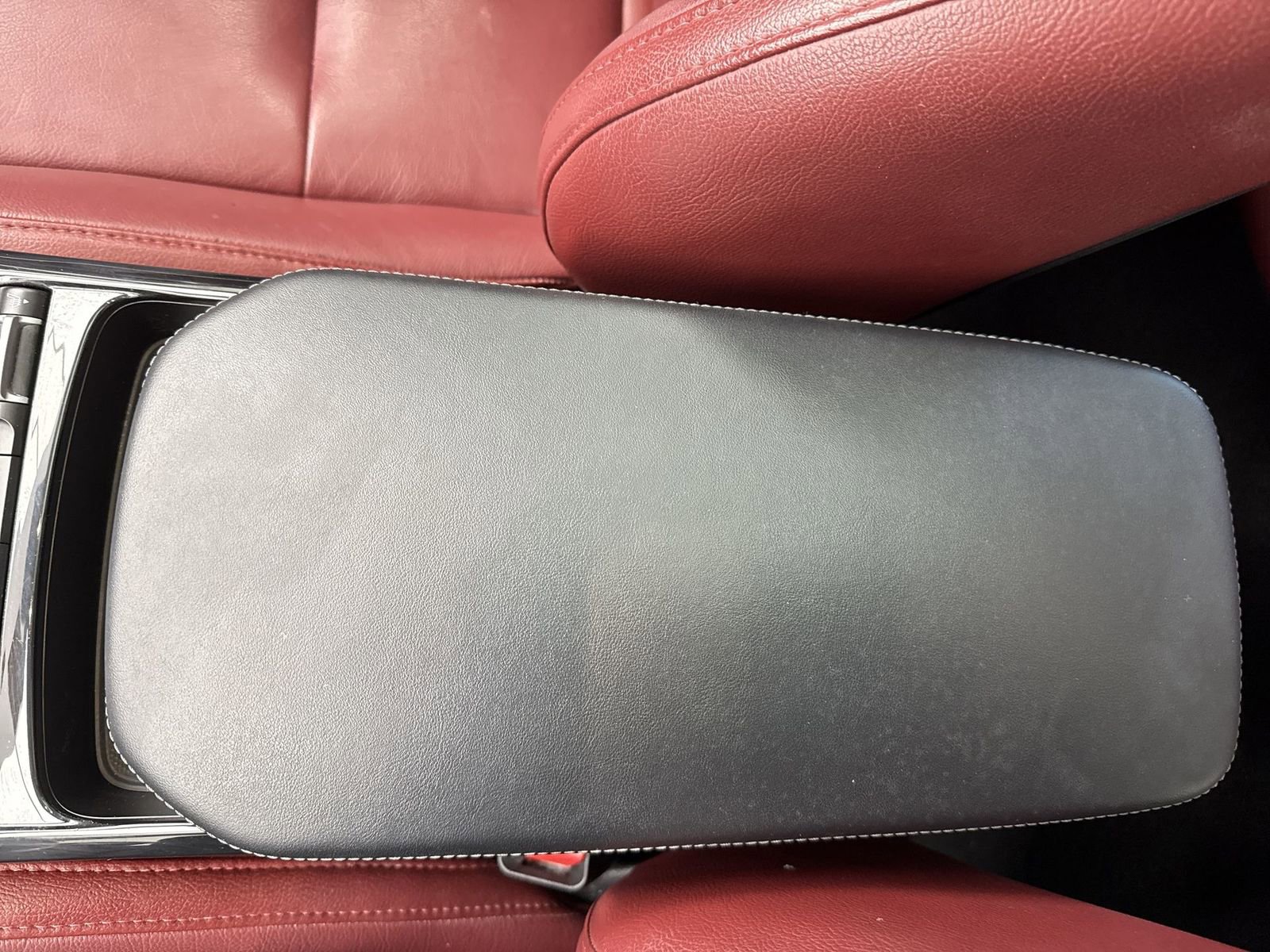 Used 2018 Kia Stinger Premium image 24