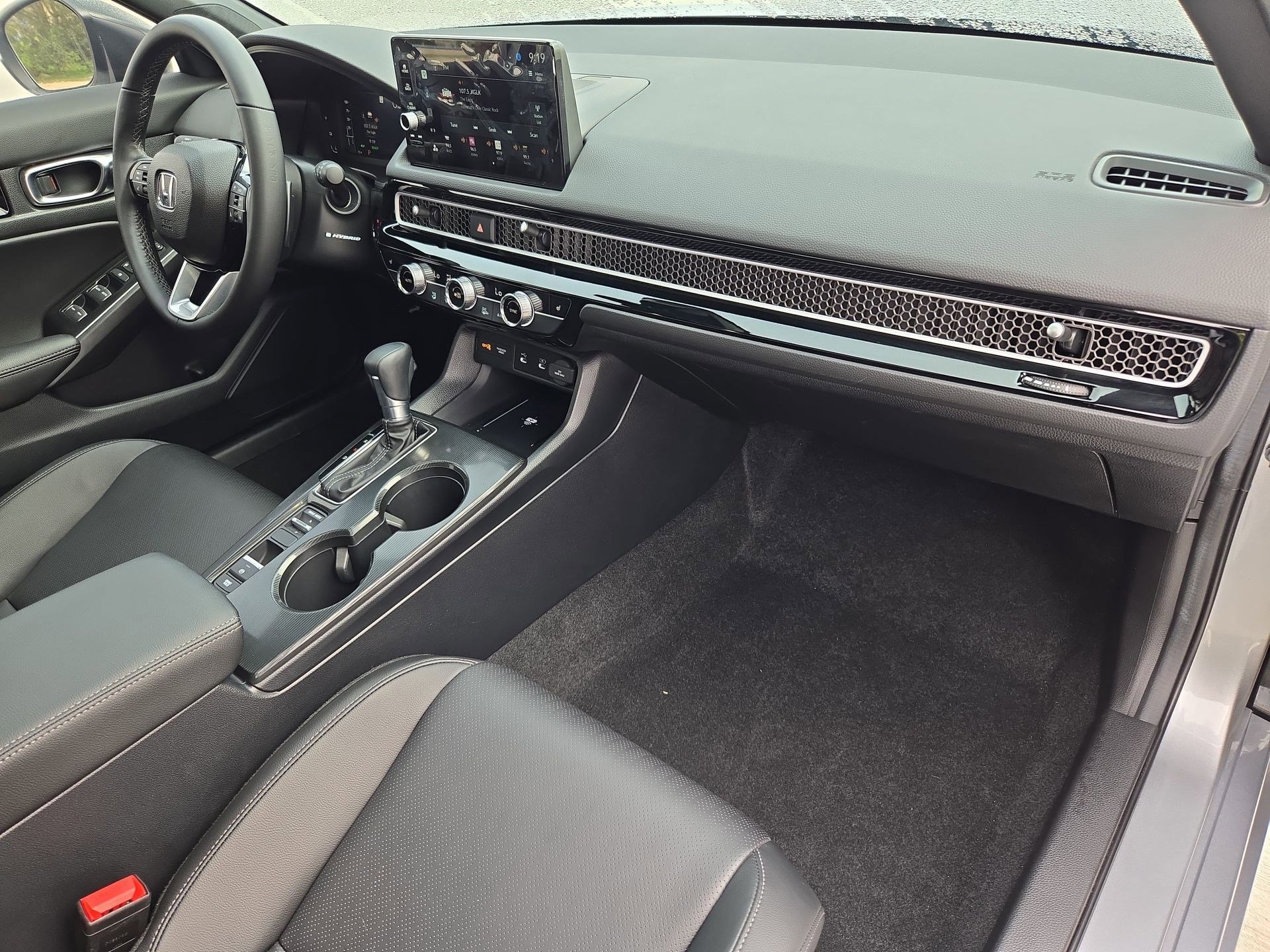 Certified 2025 Honda Civic Sport Touring image 33