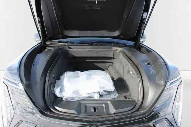 Used 2025 Cadillac Escalade IQ Sport 2 AWD/4WD image 19