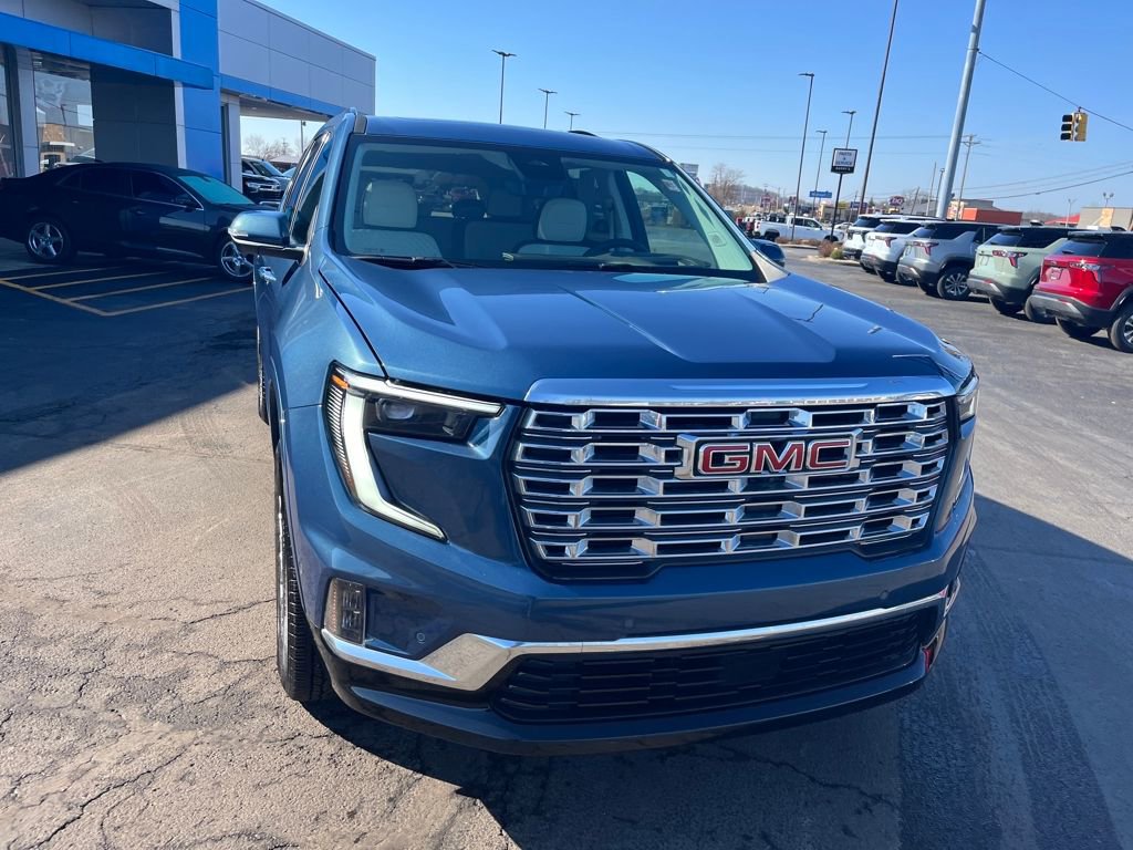 Used 2026 GMC Acadia Denali w/ Super Cruise Package image 8