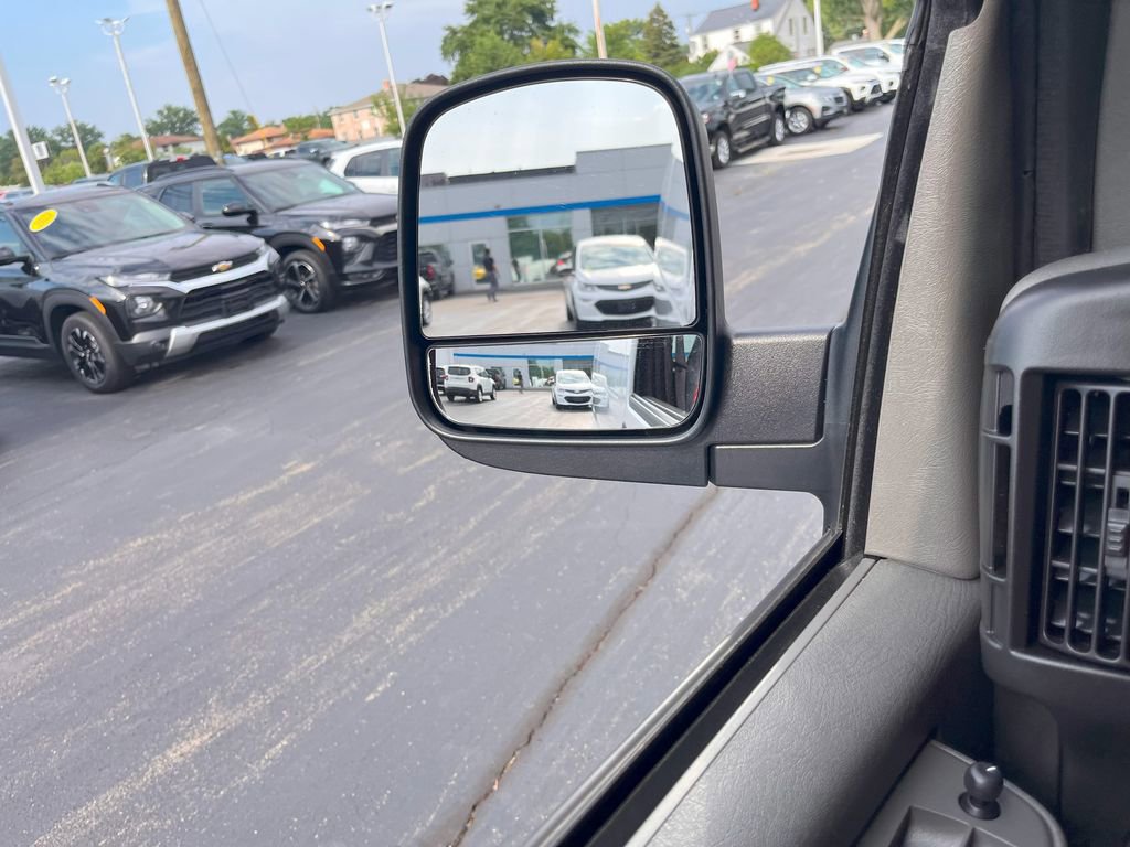 Used 2023 Chevrolet Express 2500 Extended w/ Chrome Appearance Package image 27