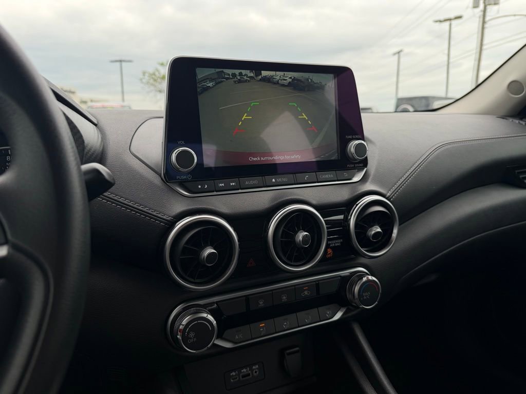 Used 2023 Nissan Sentra SV FWD image 18