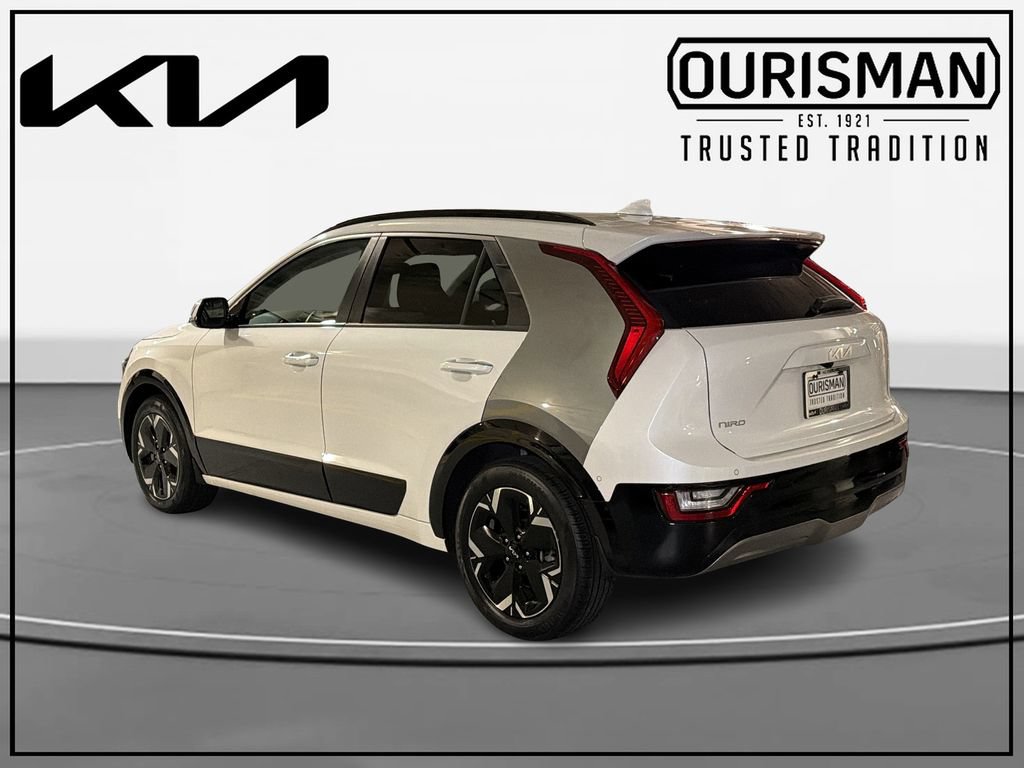 Certified 2023 Kia Niro Wave FWD image 3