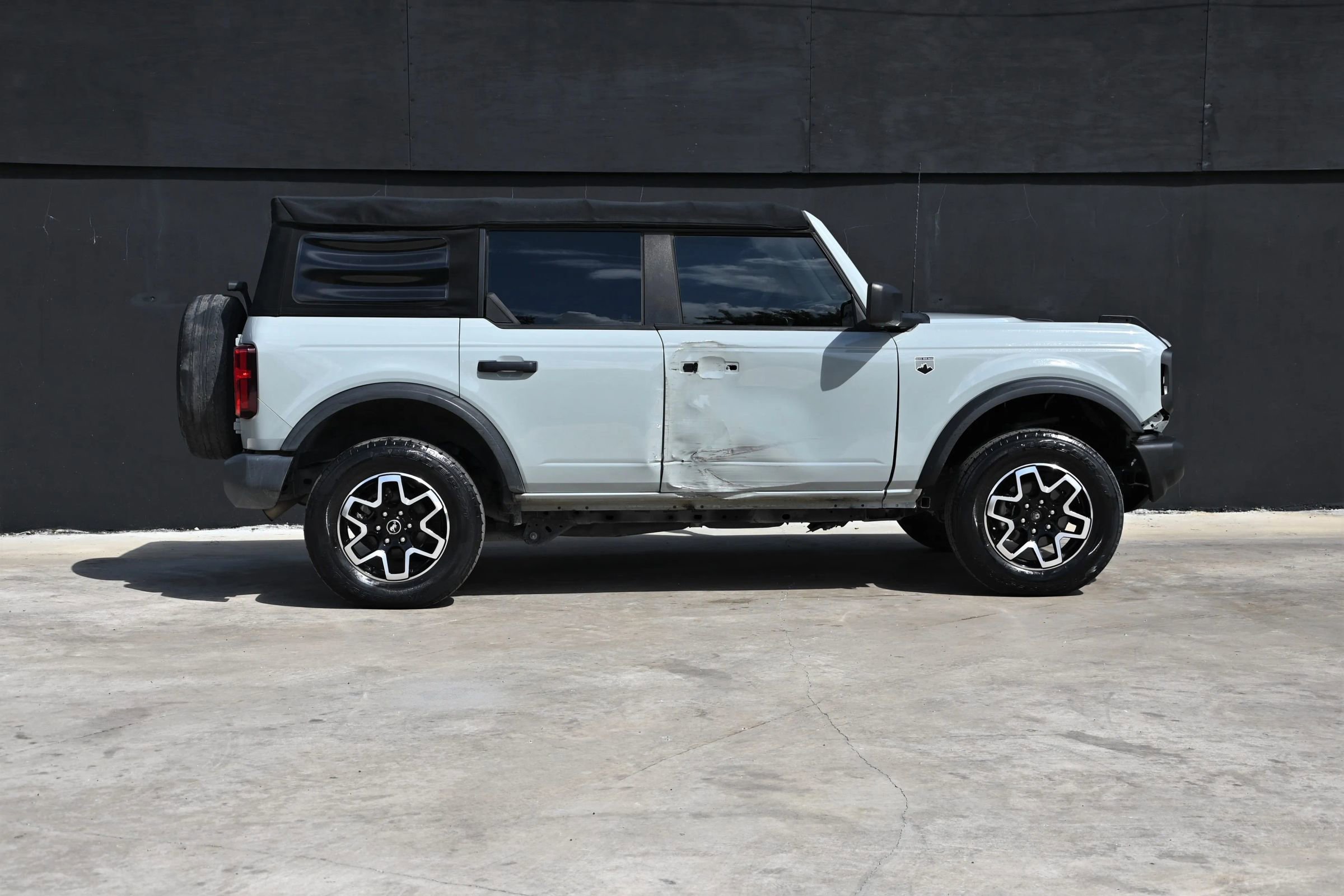 Used 2022 Ford Bronco 4-Door image 6