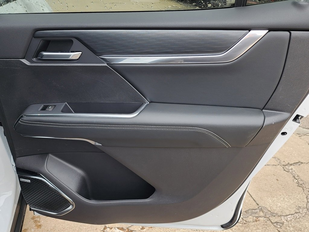 New 2026 GMC Acadia Elevation image 41