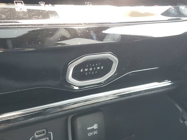 New 2026 Jeep Grand Cherokee Limited AWD/4WD image 24