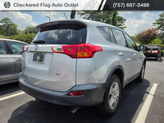 Used 2015 Toyota RAV4 LE FWD image 6