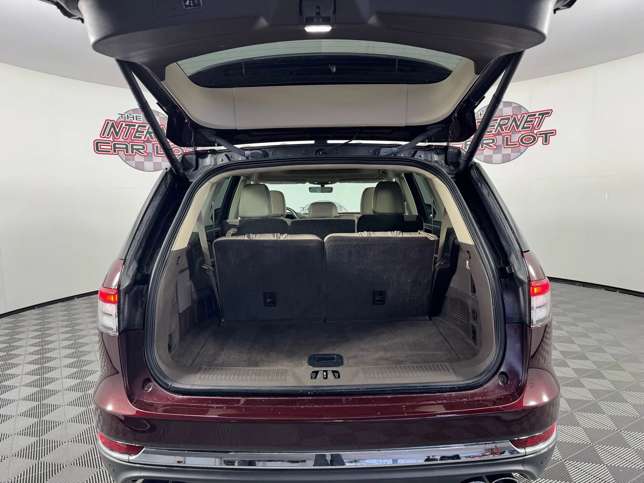 Used 2022 Lincoln Aviator Reserve w/ Elements Package Plus image 30