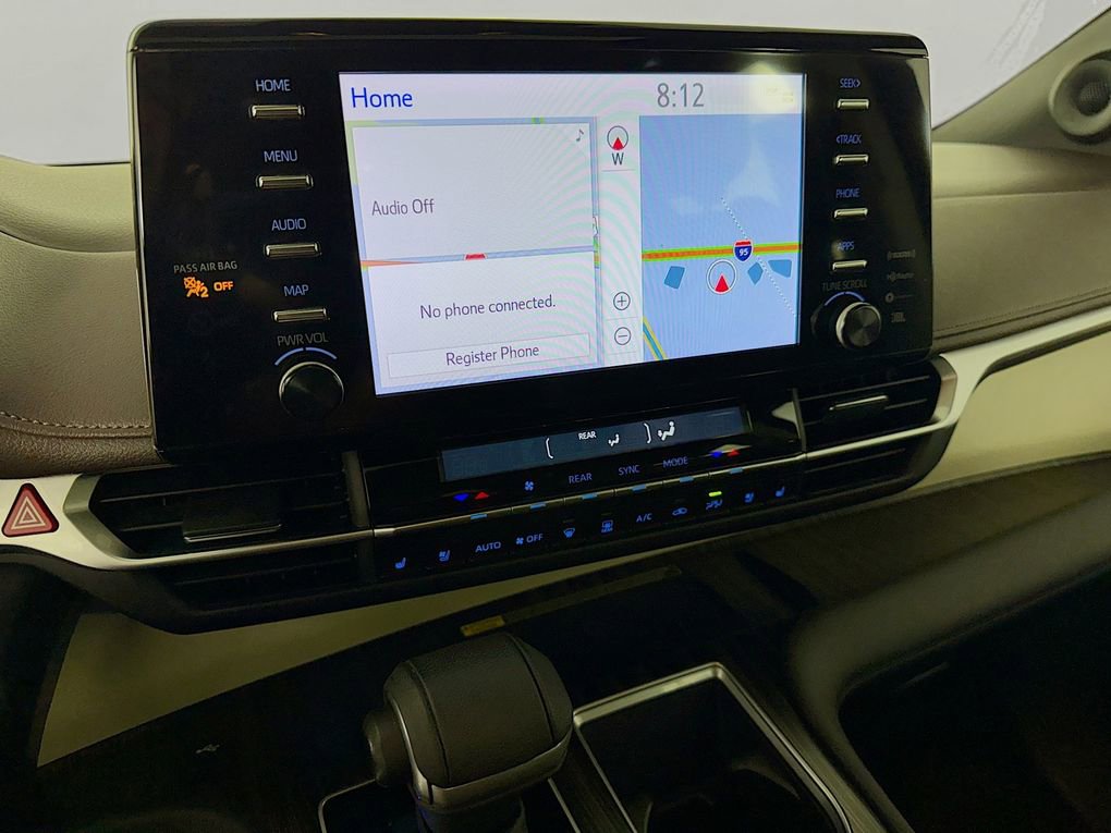Used 2023 Toyota Sienna Platinum image 20