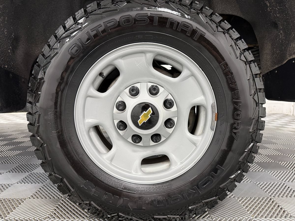 Used 2020 Chevrolet Silverado 2500 LT w/ True North Edition AWD/4WD image 28