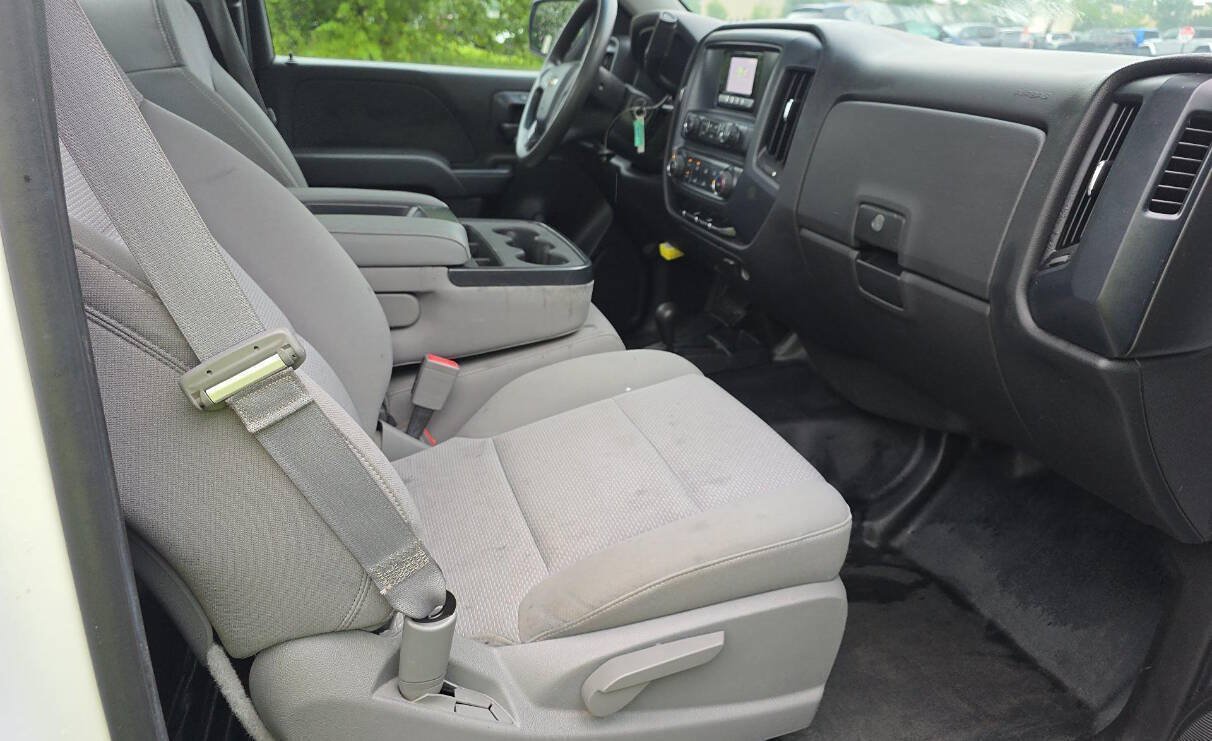 Used 2015 Chevrolet Silverado 1500 W/T w/ Trailering Package AWD/4WD image 18