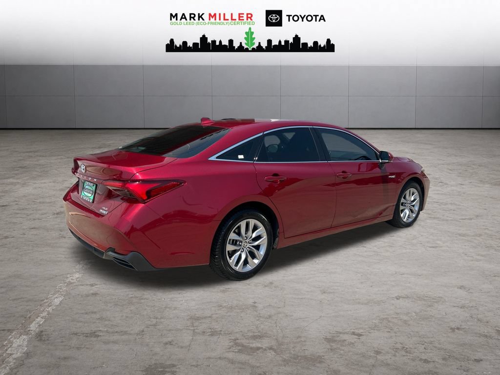 Certified 2021 Toyota Avalon XLE FWD image 5