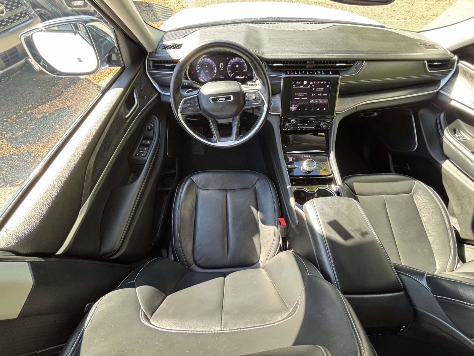 Used 2021 Jeep Grand Cherokee L Limited image 16