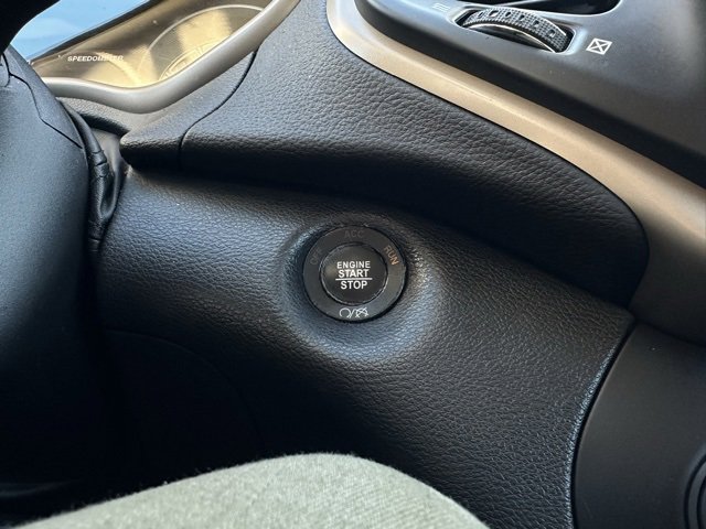 Used 2017 Jeep Cherokee High Altitude w/ Technology Group image 40