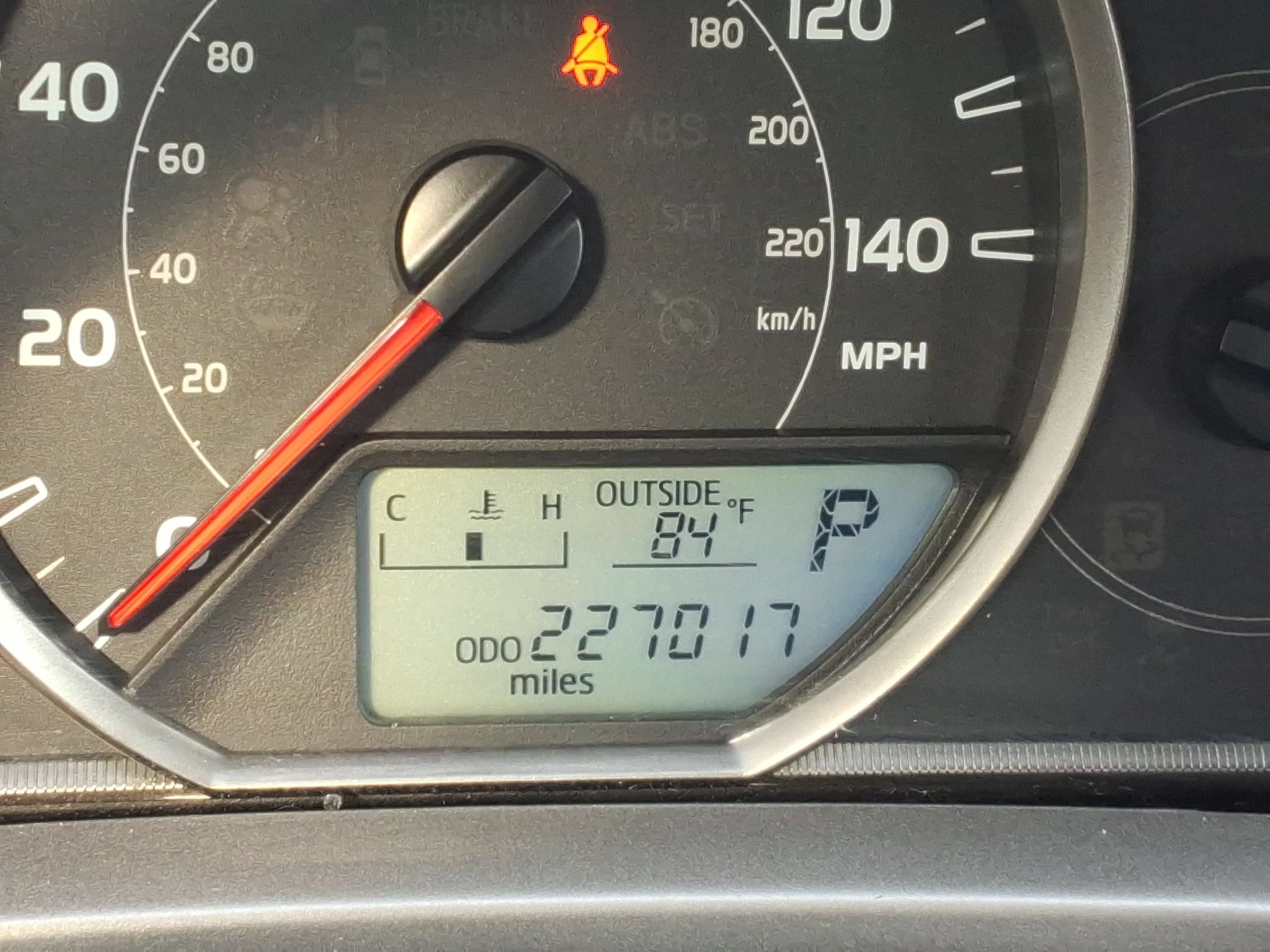 Used 2015 Toyota RAV4 XLE AWD/4WD image 13